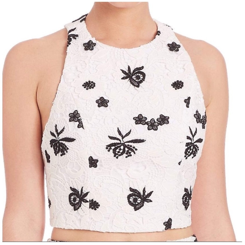 Alice + Olivia Lace Tru Racerback Crop Top Womens 4 White Black C605007300